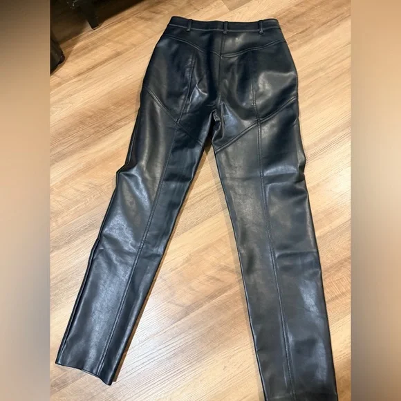 ARITZIA Wilfred Rebel Vegan Leather High Rise Straight Leg Pants Black Size 4 - Picture 9 of 12